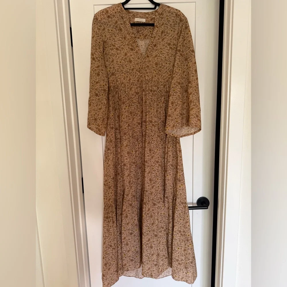 Doen Prem Dress - Picture 2 of 6